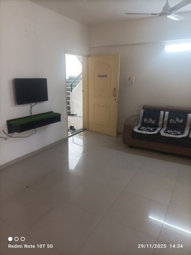 Living Room, akurdi 3 Bedroom 1300 Sq.Ft. Apartment In Akurdi Pune 9723613