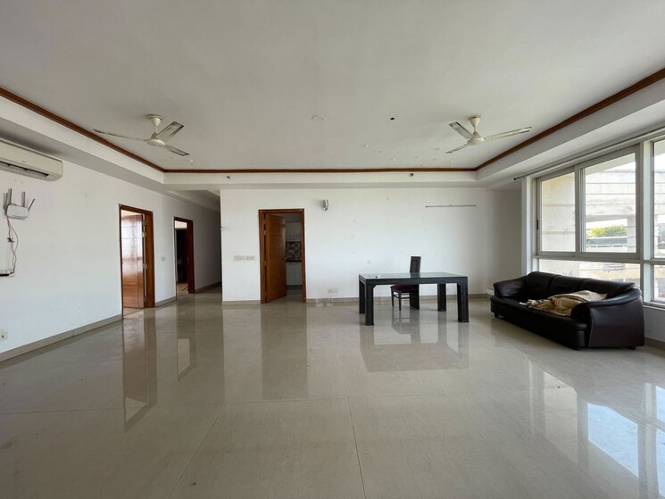Living Room, jaypee-imperial-court 4 Bedroom 3700 Sq.Ft. Apartment In Sector 128 Noida 9723615