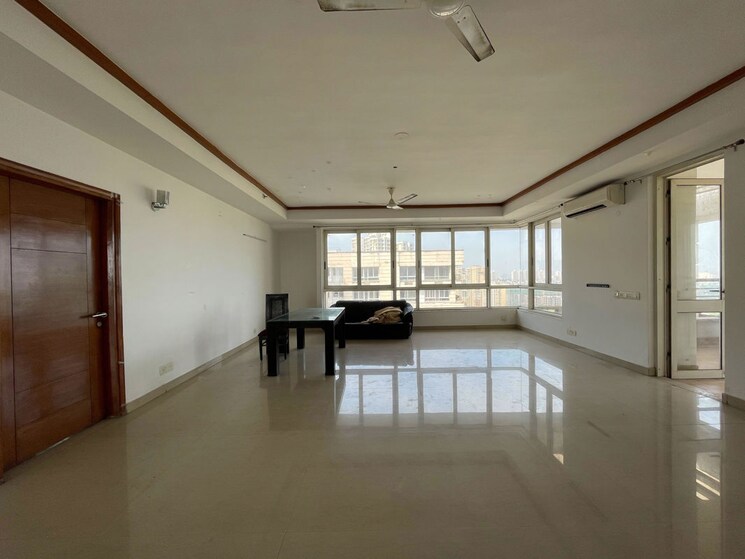 Room, jaypee-imperial-court 4 Bedroom 3700 Sq.Ft. Apartment In Sector 128 Noida 9723615