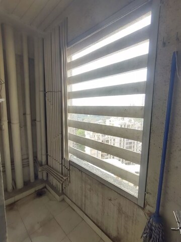 Room in 1 BHK Apartment at Horizon Height, Kasarvadavali – for Rent