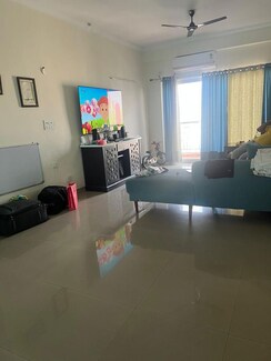 2 BHK Apartment For Sale in Supertech Cape Town