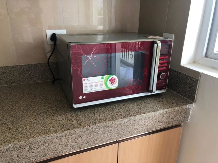 undefined, emaar-emerald-estate 3.5 Bedroom 1400 Sq.Ft. Apartment In Sector 65 Gurgaon 9723626