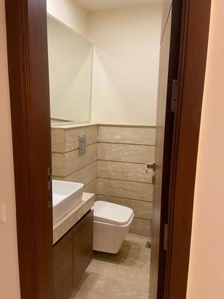 Bathroom, greater kailash i 4 Bedroom 2700 Sq.Ft. Apartment In Greater Kailash I Delhi 9723635