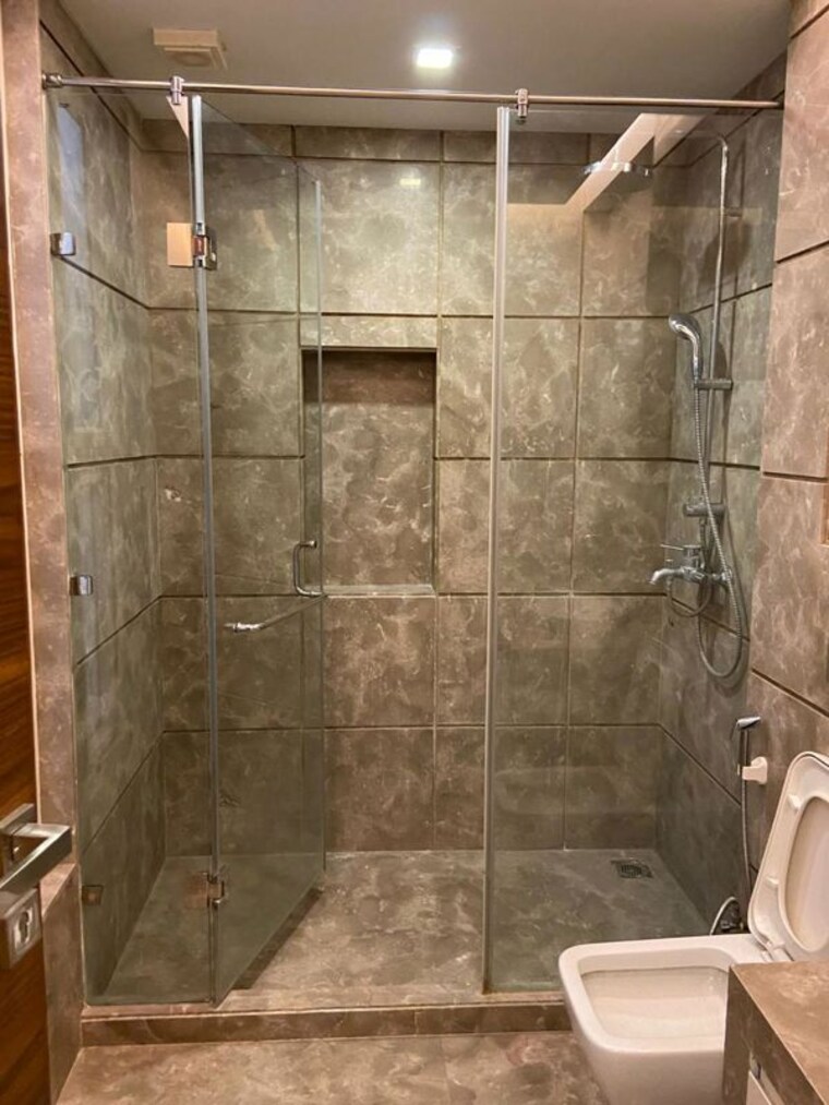 Bathroom, greater kailash i 4 Bedroom 2700 Sq.Ft. Apartment In Greater Kailash I Delhi 9723635