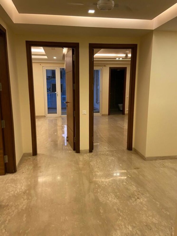 Room, greater kailash i 4 Bedroom 2700 Sq.Ft. Apartment In Greater Kailash I Delhi 9723635