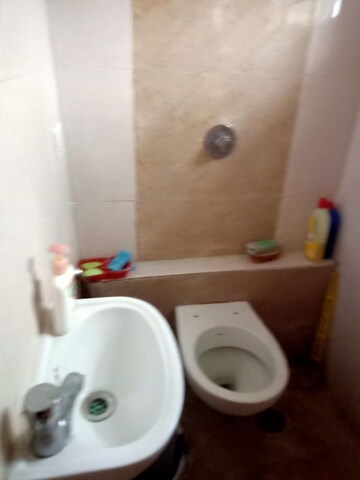 Bathroom in 2 BHK Apartment at Miracle Apartments, Btm Layout – for Rent