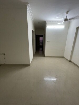 Room in 3 BHK Apartment at Nahar 8 Towers, Chandivali – for Sale