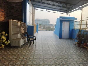 Parking in 1 BHK Apartment at Khirki Extension – for Rent
