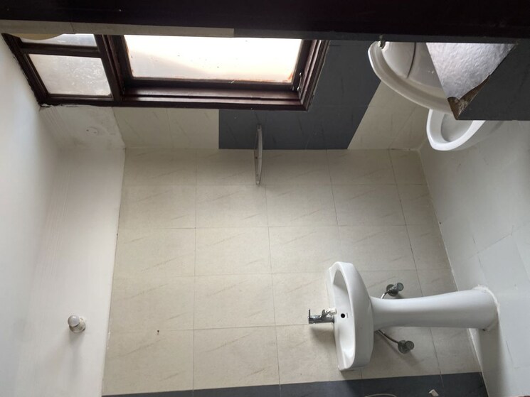 Bathroom, maya-garden-city 2 Bedroom 1078 Sq.Ft. Apartment In Lohgarh Zirakpur 9723644