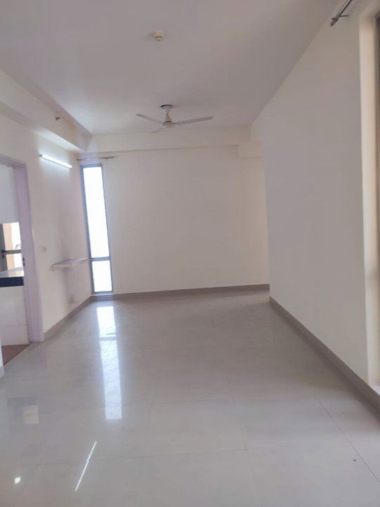 Room, pioneer-park-phase-1 2 Bedroom 1200 Sq.Ft. Apartment In Sector 61 Gurgaon 9723611