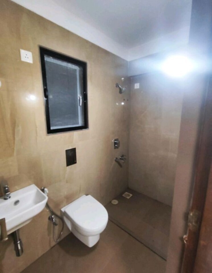 Bathroom, ekdanta-new-suraj-tower 2 Bedroom 628 Sq.Ft. Apartment In Pokhran Road No One Thane 9723654