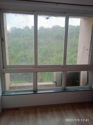 Swimming Pool in 3 BHK Apartment at Hiranandani Gardens Octavius, Powai – for Sale