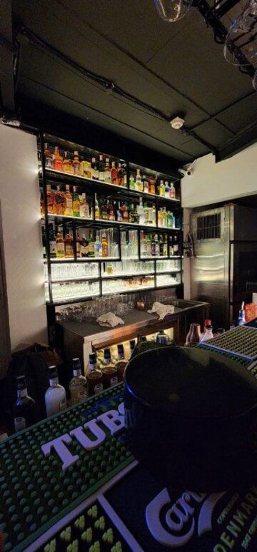  Shop – Exterior View View at Seven Bunglow - for Sale