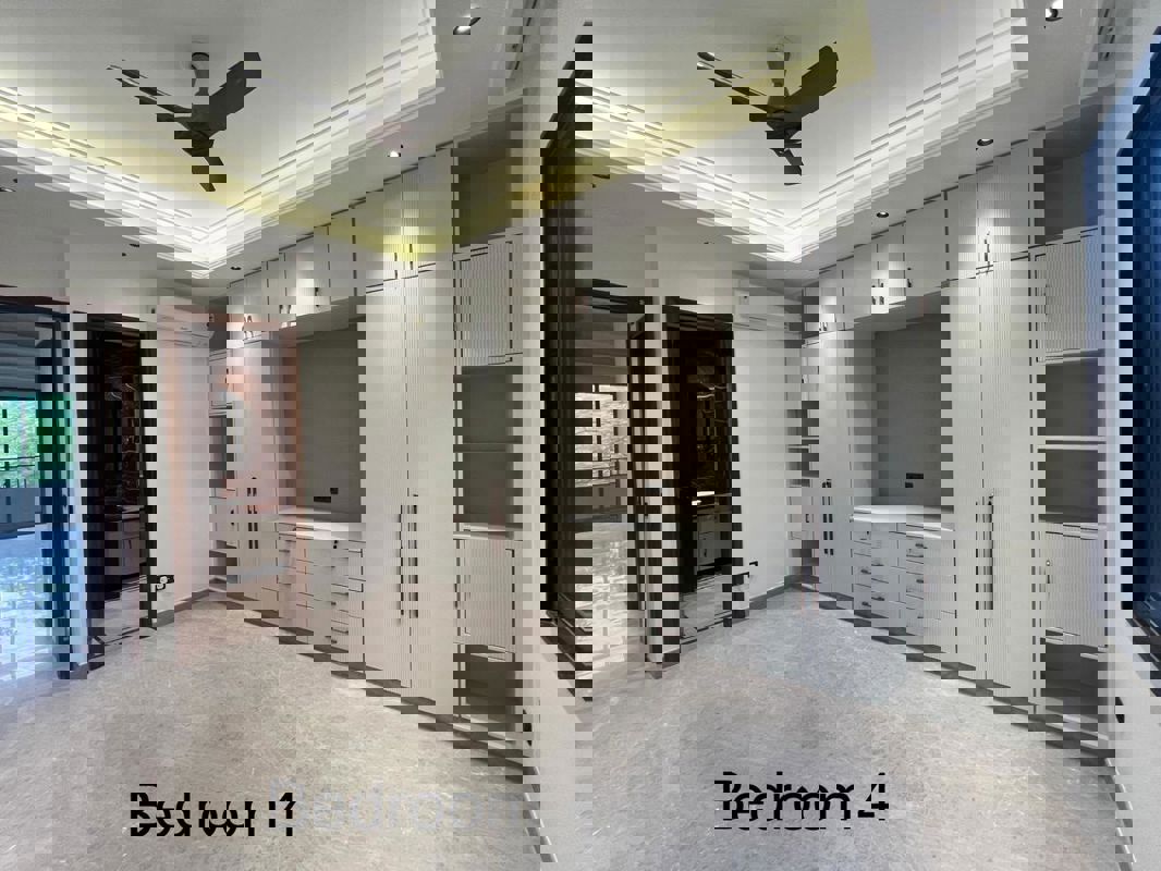 3 BHK + Pooja Room,Servant Room,Study Room,Extra Room Apartment For Rent in Sarvapriya Vihar