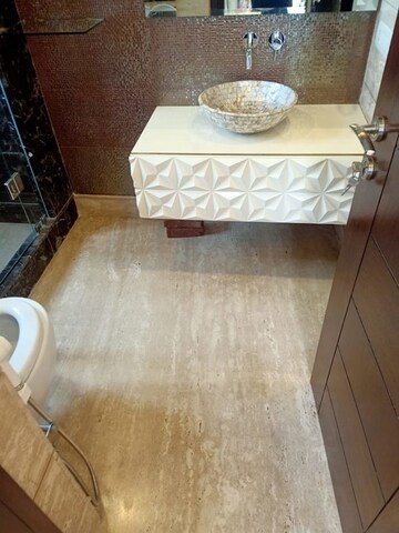 Furnished Amenities in 4 BHK Apartment at Safdarjung Development Area – for Rent