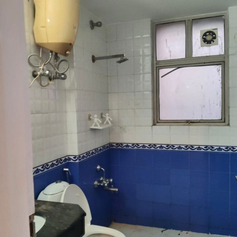Bathroom, eros-wembley-estate 3 Bedroom 1376 Sq.Ft. Apartment In Sector 50 Gurgaon 9723674