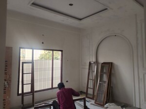Room in 3 BHK Independent House at Mutkkipur – for Sale