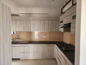 Kitchen in 3 BHK Apartment at Omaxe R2, Gomti Nagar – for Rent