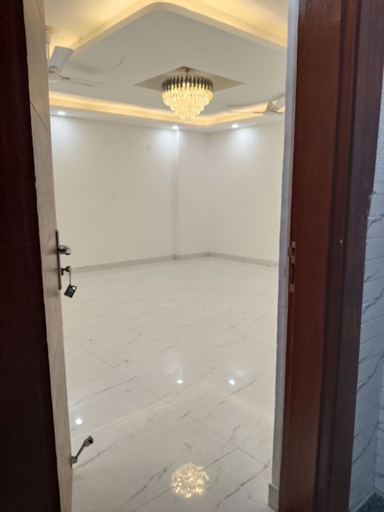 Room, panchsheel vihar 4 Bedroom 1350 Sq.Ft. Apartment In Panchsheel Vihar Delhi 9723687