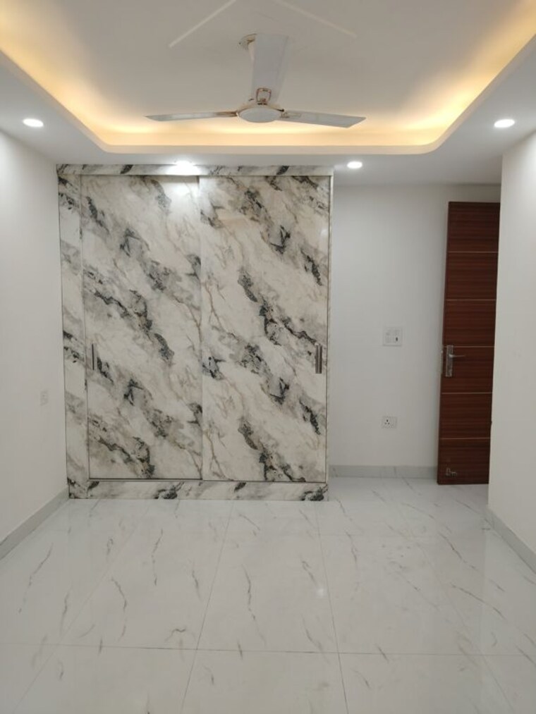 Room, panchsheel vihar 4 Bedroom 1350 Sq.Ft. Apartment In Panchsheel Vihar Delhi 9723687