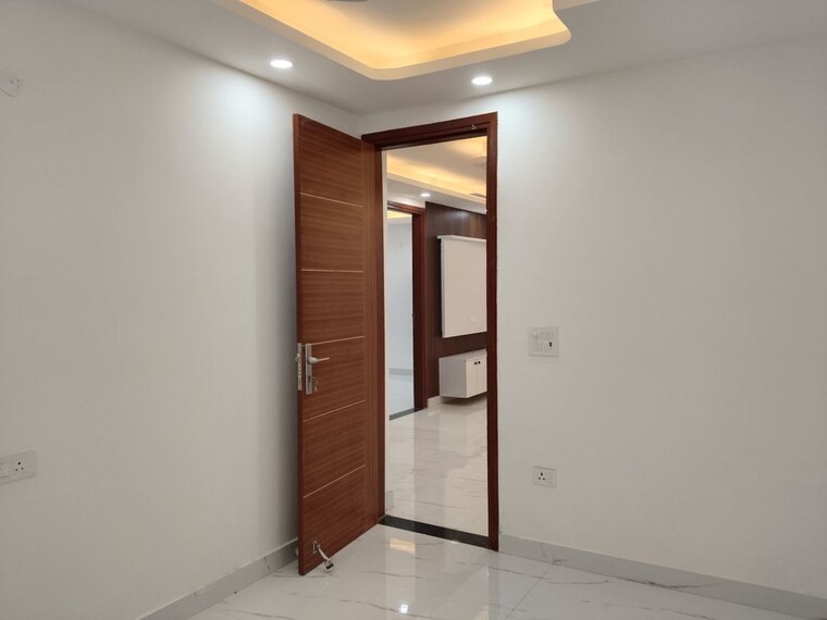 Room, panchsheel vihar 4 Bedroom 1350 Sq.Ft. Apartment In Panchsheel Vihar Delhi 9723687