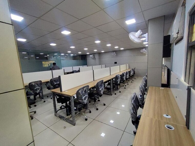 Team Area, dwarka Commercial Office Space 1800 Sq.Ft. In Dwarka Delhi 9723700