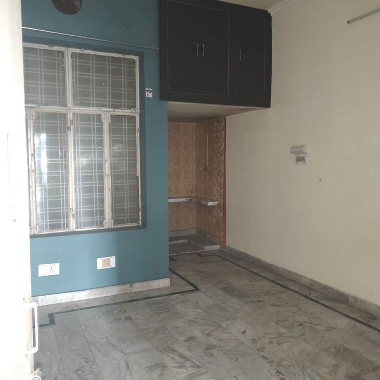 Room, gomti nagar Pg For Girls In Gomti Nagar 9723709