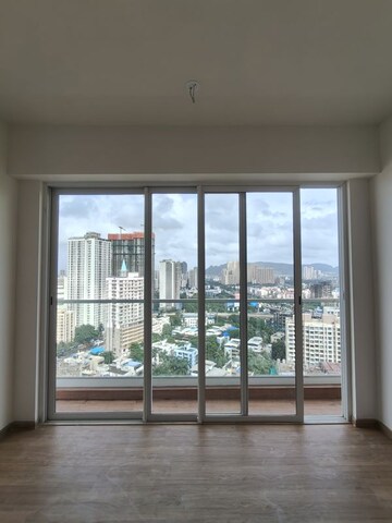 Room in 3 BHK Apartment at Indiabulls One Indiabulls, Pokhran Road No Two – for Rent