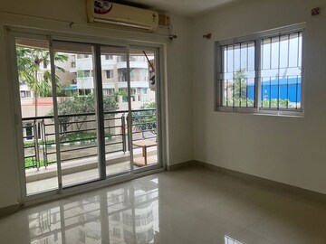 Room in 3 BHK Apartment at Puravankara Purva Venezia, Yelahanka New Town – for Rent