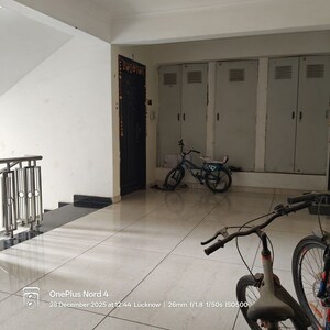 Parking in 2.5 BHK Apartment at MI Regal Court, Gomti Nagar – for Sale