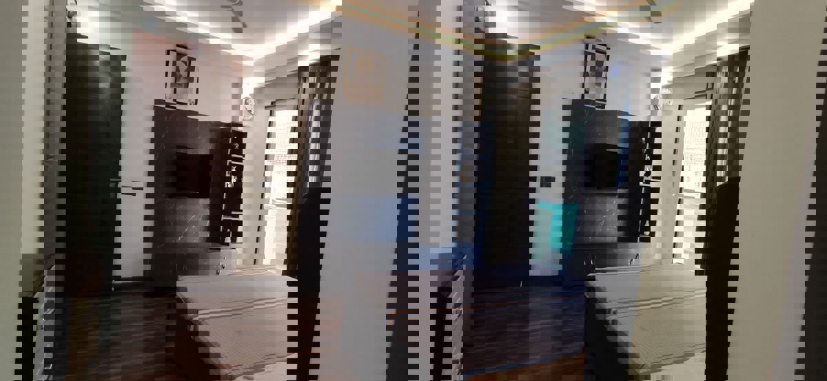 4 BHK + Study Room 500 Sq.Yd. Builder Floor in Palam Vihar Residents Association