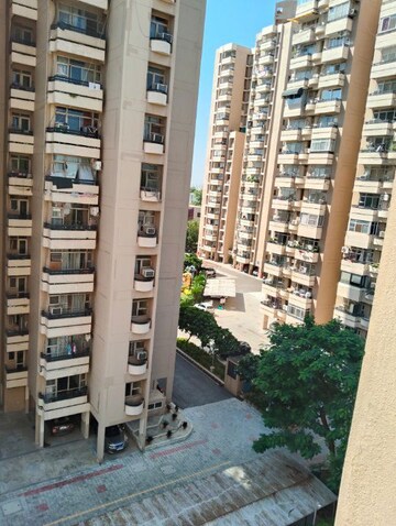 2 BHK Apartment – Exterior View View at Ansal Sushant Estate, Sector 52 - for Rent