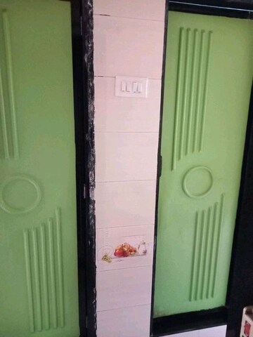 Master Bedroom in 1 BHK Apartment at Santacruz East – for Rent