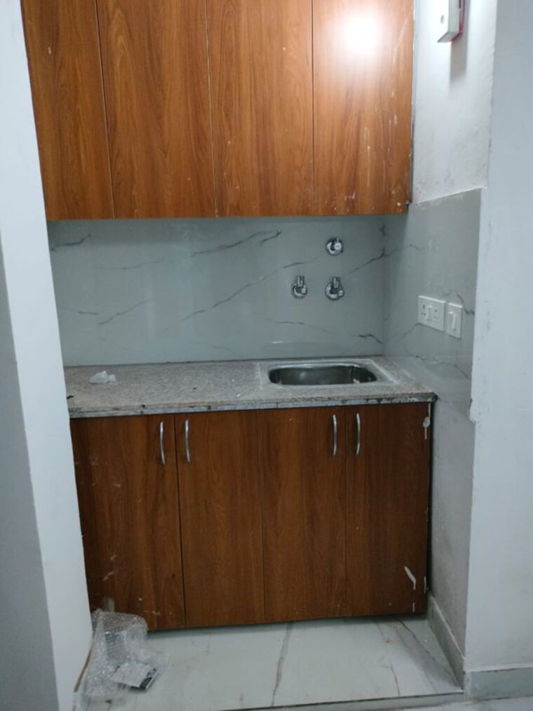 undefined, paryavaran complex 1 RK 200 Sq.Ft. Builder Floor In Paryavaran Complex Delhi 9723772