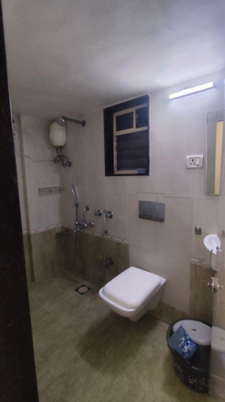 Bathroom, kanakia-sanskruti 2 Bedroom 850 Sq.Ft. Apartment In Kandivali East Mumbai 9723778