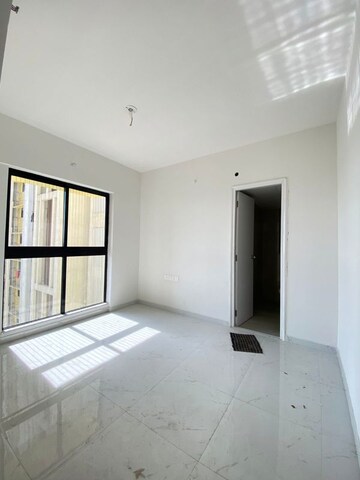 Room in 1 BHK Apartment at Runwal Gardens Phase 3, Dombivli East – for Sale