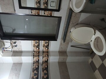 Furnished Amenities in 2 BHK Builder Floor at Unitech South City II, Sector 50 – for Rent