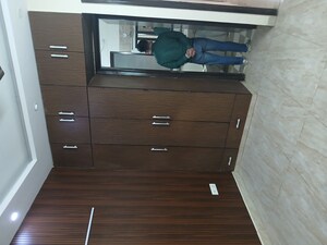 Furnished Amenities in 2 BHK Builder Floor at Unitech South City II, Sector 50 – for Rent