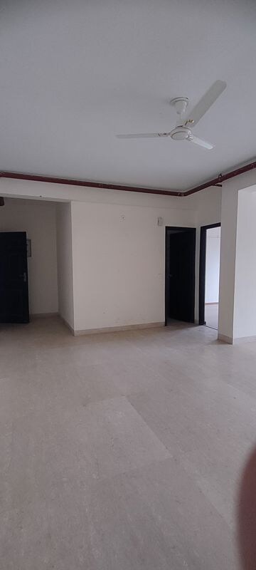 Room in 3 BHK Apartment at Ansal Crown Heights, Sector 80 – for Rent