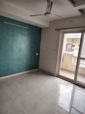 Room in 3 BHK Builder Floor at MS Enclave Zirakpur, Dhakoli – for Rent