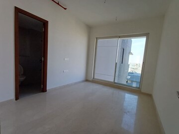 Bedroom in 3 BHK Apartment at Pokhran Road No One – for Rent