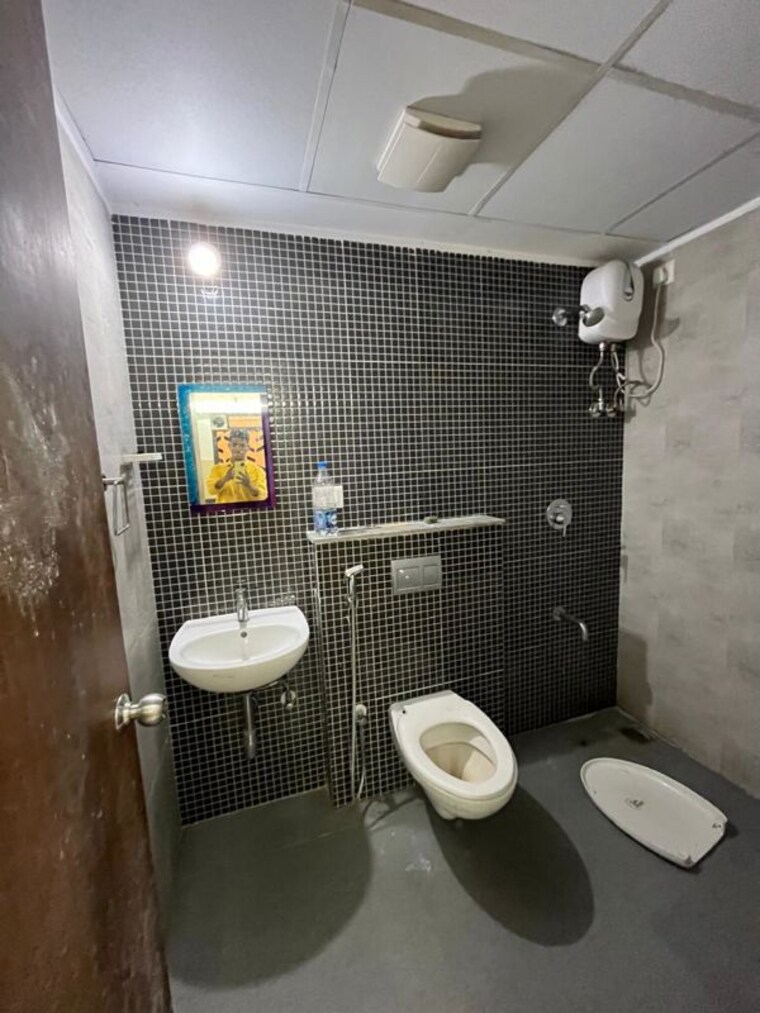 Bathroom, lodha-palava-downtown 2 Bedroom 630 Sq.Ft. Apartment In Dombivli East Thane 9723842