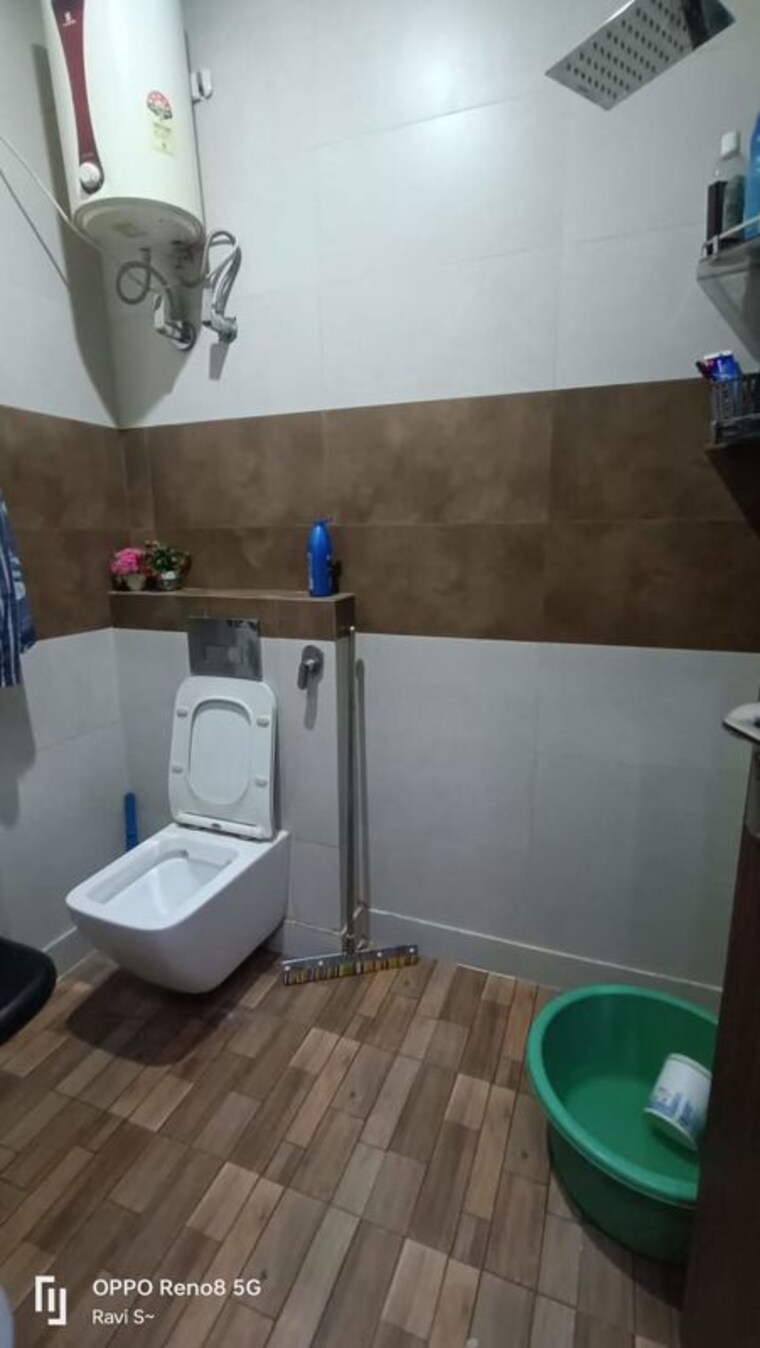 Master Bedroom, ansal-plaza-sector-23 2 Bedroom 173 Sq.Yd. Builder Floor In Sector 23 Gurgaon 9723850