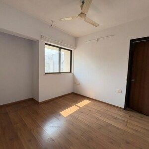 2 BHK Apartment For Rent in Lodha Palava City Lakeshore Greens, Hedutane