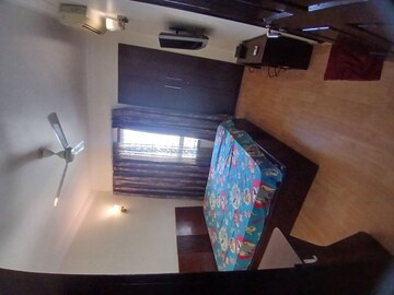 Furnished Amenities in 2 BHK Builder Floor at Auram Floor, South City 2 – for Rent