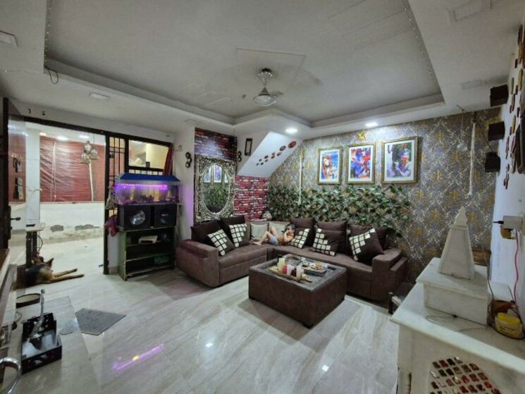  Parking, ramesh nagar 2.5 Bedroom 950 Sq.Ft. Builder Floor In Ramesh Nagar Delhi 9723871