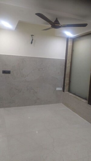2 BHK Builder Floor For Rent in Lajpat Nagar 4