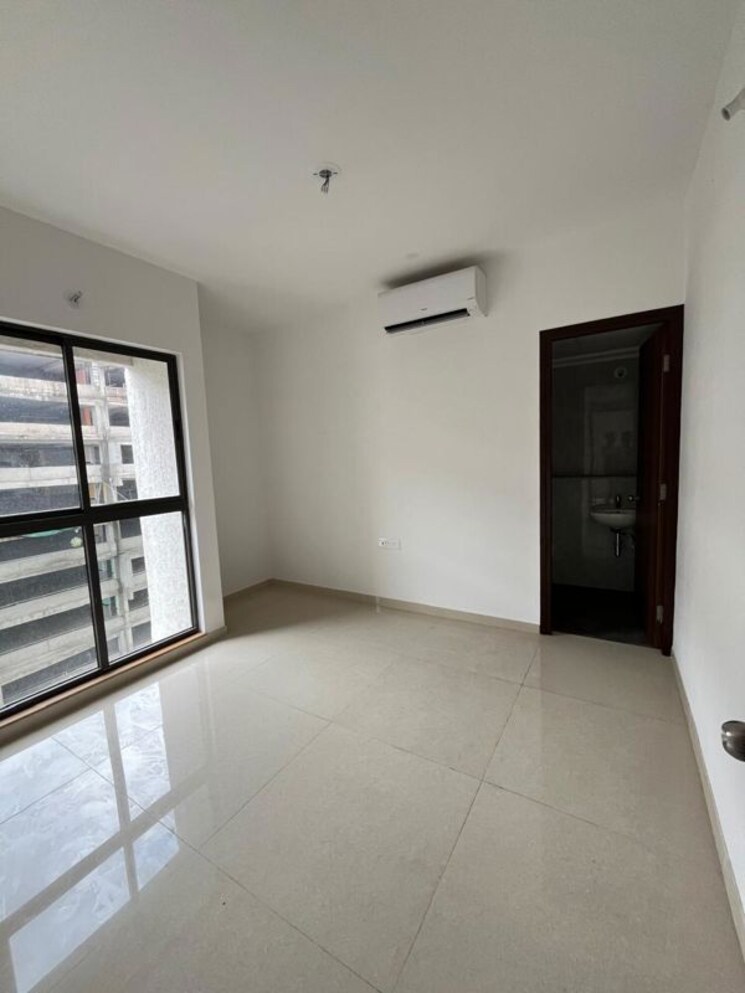 Room, lodha-palava-downtown 1 Bedroom 449 Sq.Ft. Apartment In Dombivli East Thane 9723877