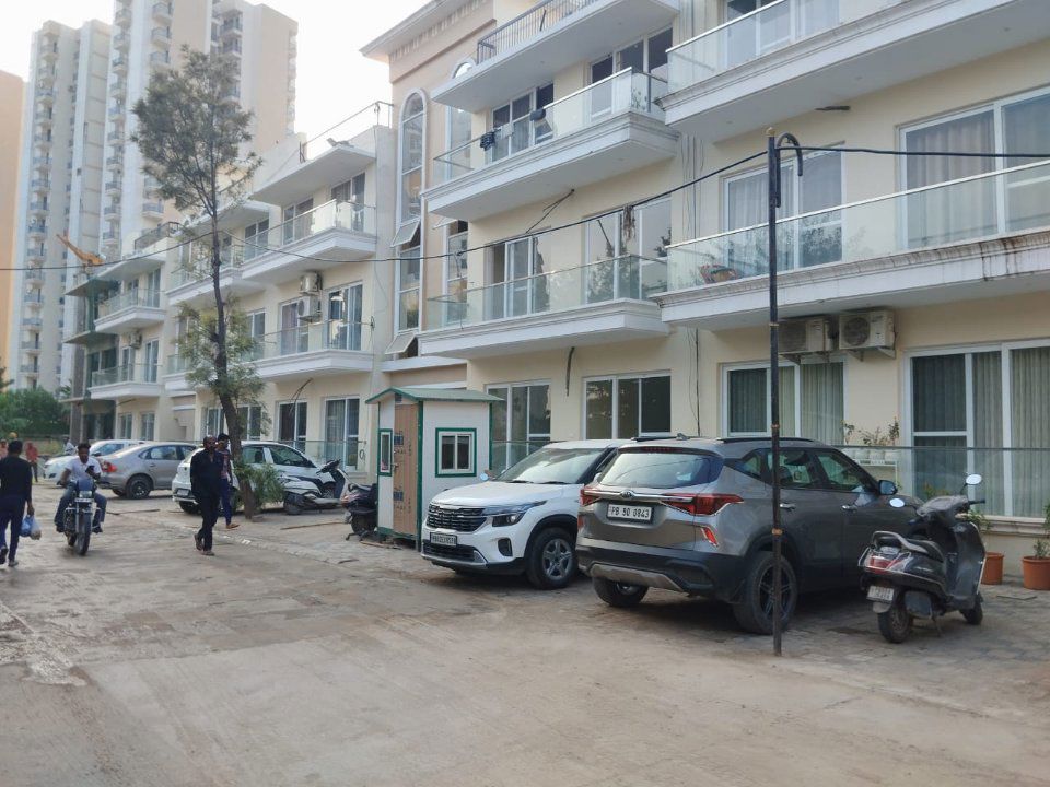 3 BHK Builder Floor For Sale in Sector 117