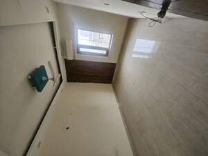 Room in 4 BHK Builder Floor at Sector 16 – for Sale